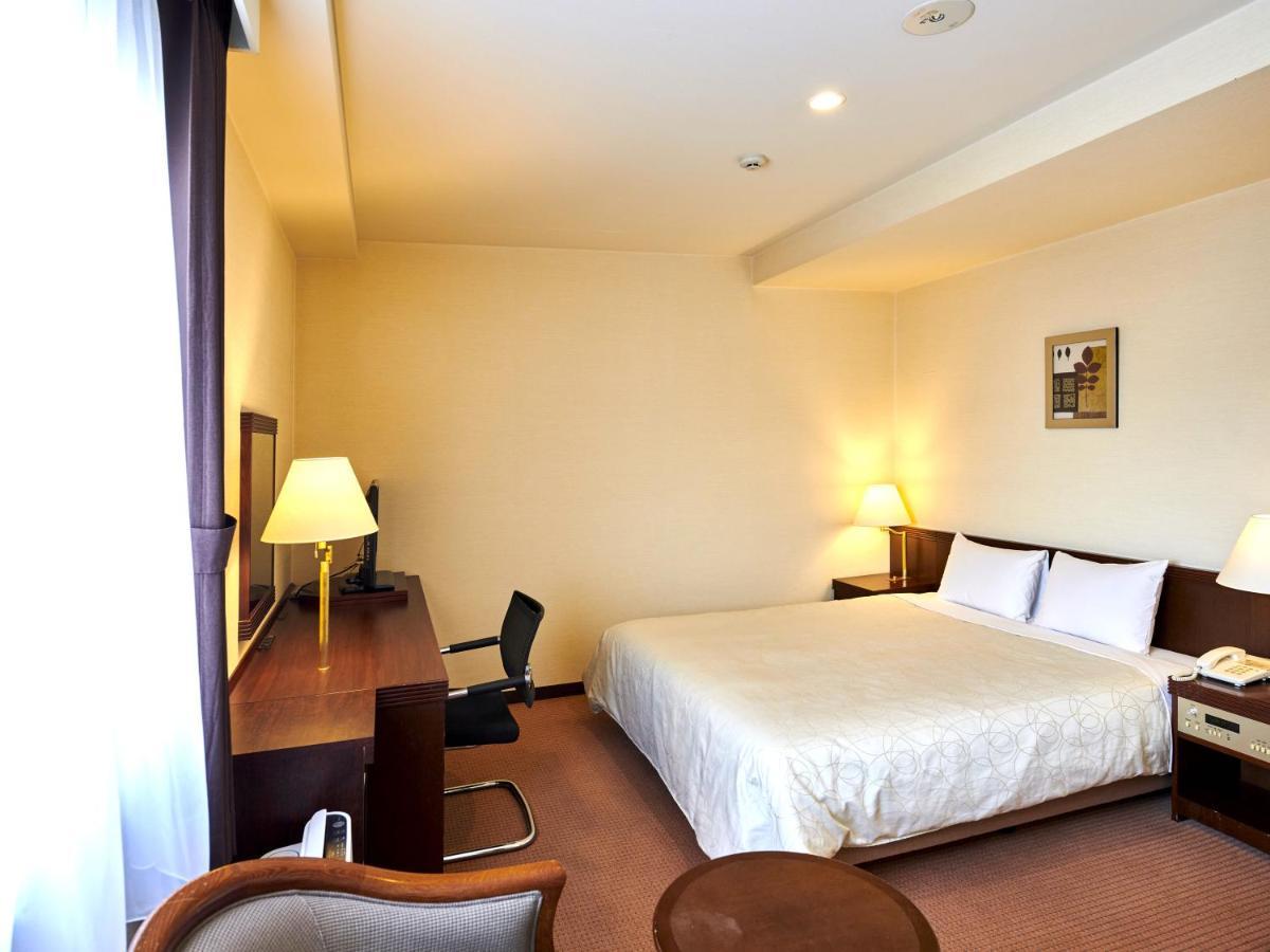 Hotel Courtland Ναγκάνο Εξωτερικό φωτογραφία